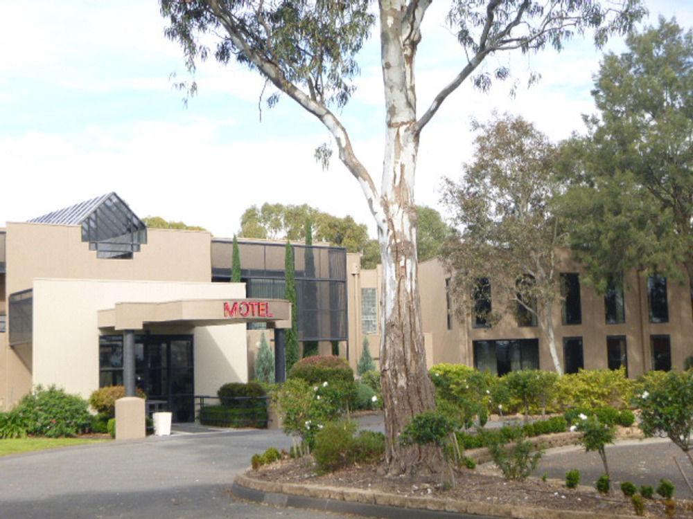 The Dingley Hotel Exterior photo